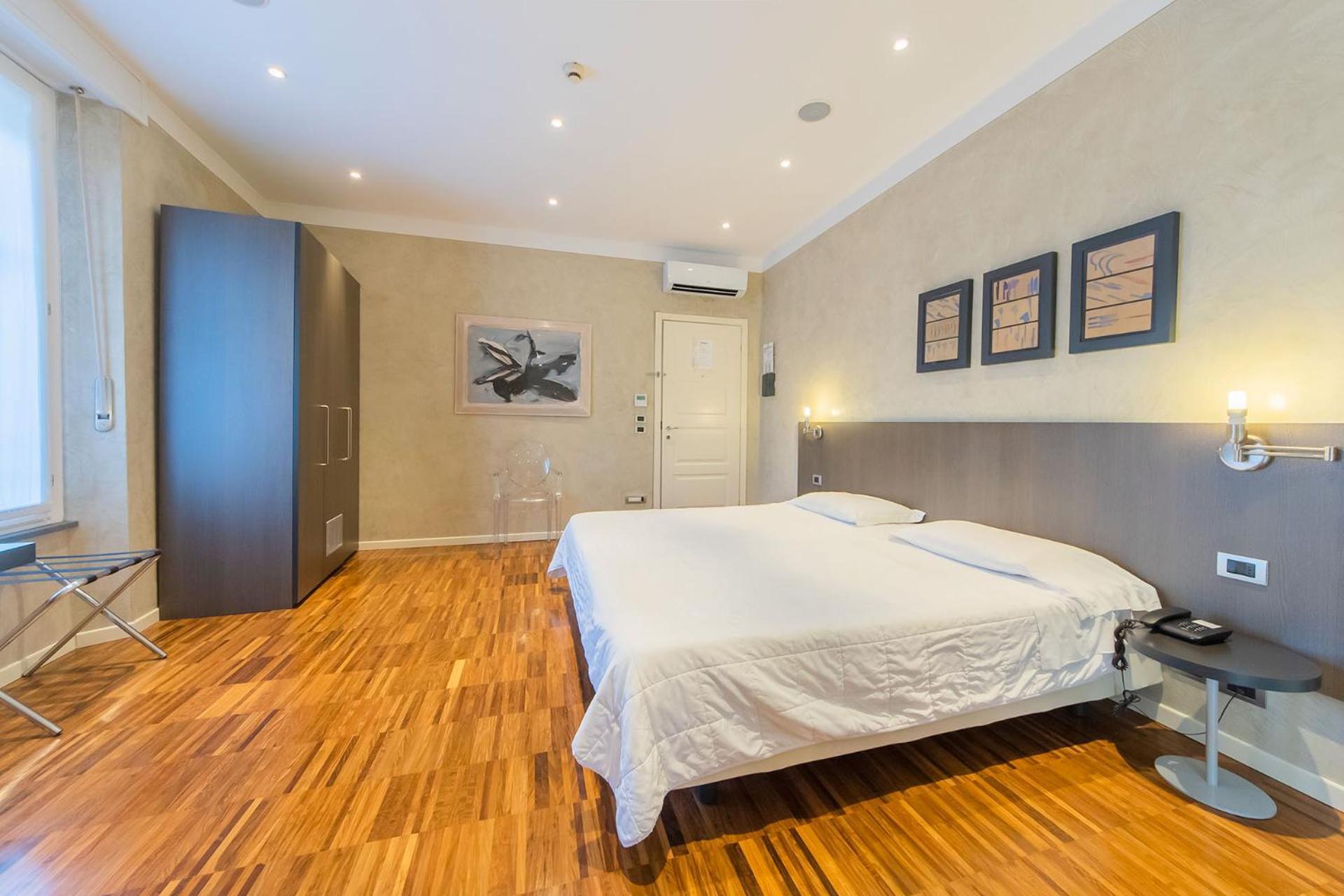 Century Hotel Πάρμα Εξωτερικό φωτογραφία